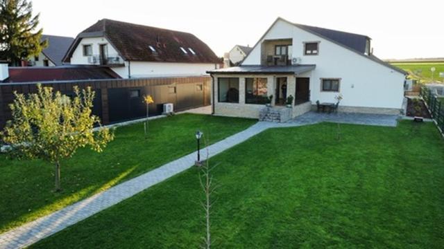 Kukorica Csarda Apartman 2 Balatonujlak Exteriör bild